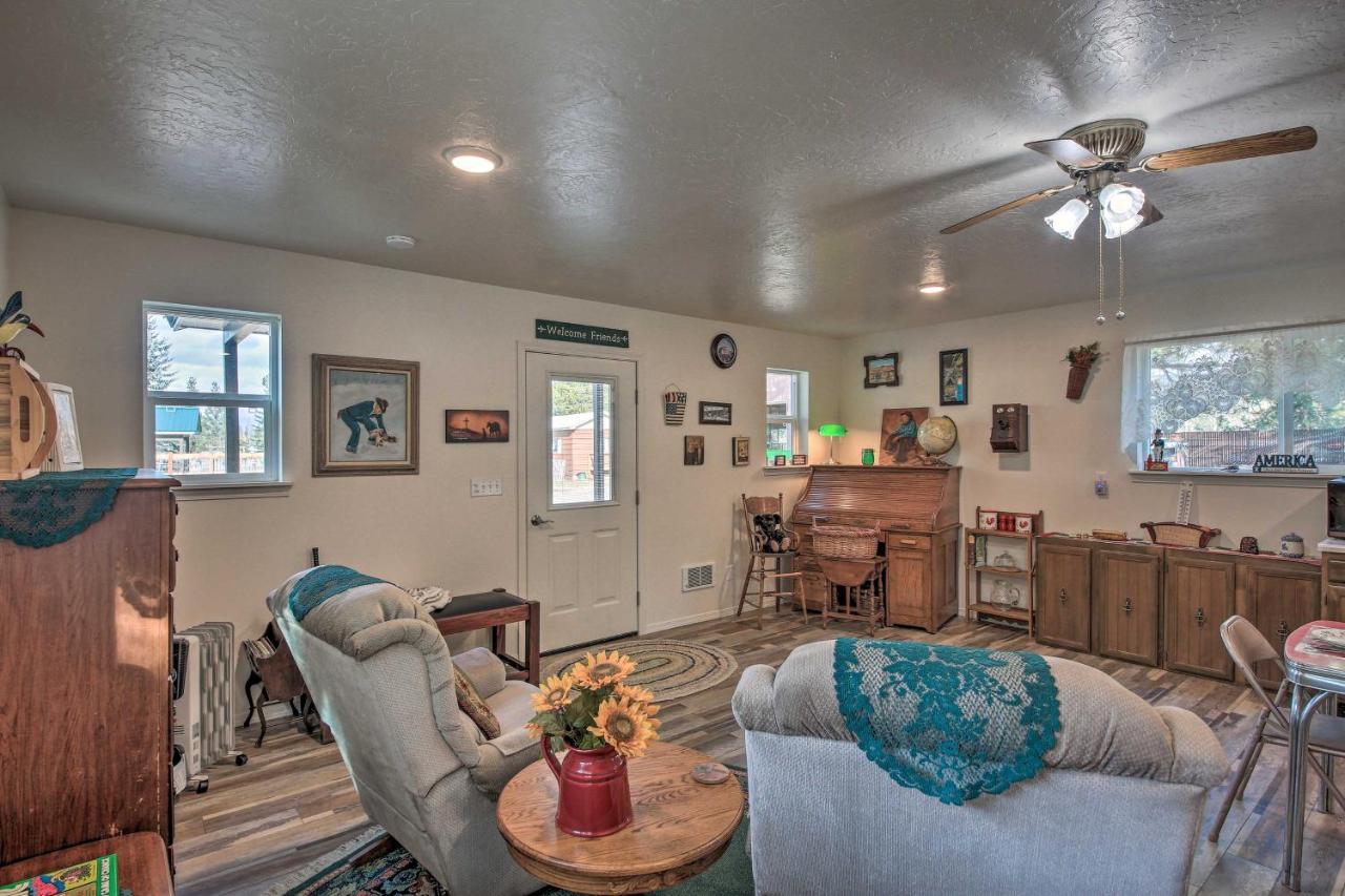 Pet-Friendly Libby Cottage With Mountain Views! Exterior photo